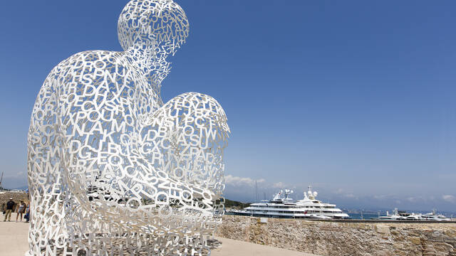 Nomade de Jaume Plensa ©Office de Tourisme et des Congrès d'Antibes Juan-les-Pins - Gilles Lefrancq