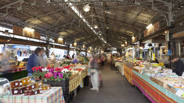 Marché Provençal ©Mairie d'Antibes Juan-les-Pins, service communication - Julien Brosset